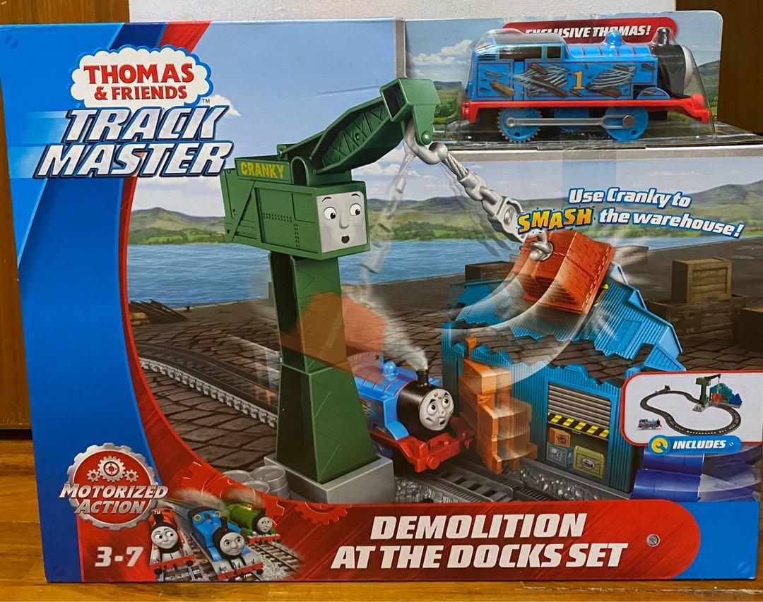 Thomas trackmaster demolition shop at the docks