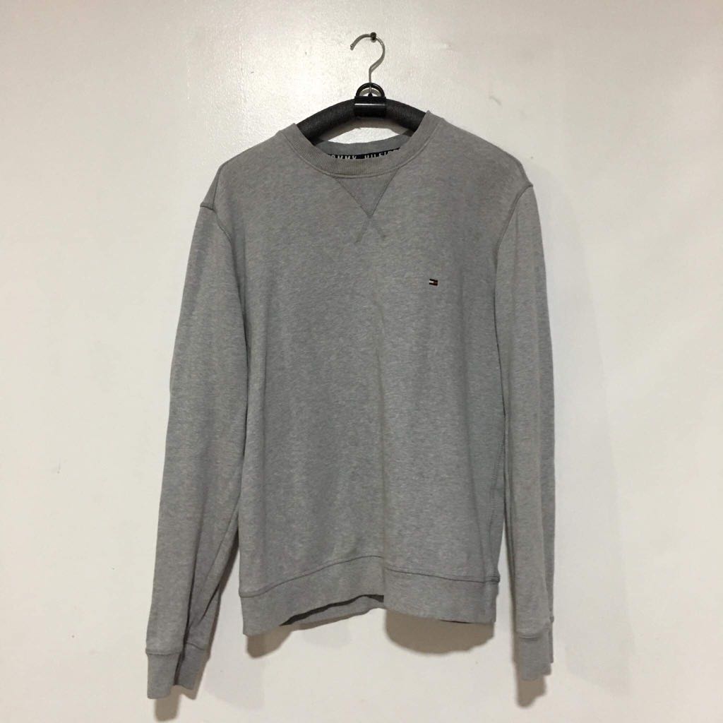 gray tommy hilfiger sweater