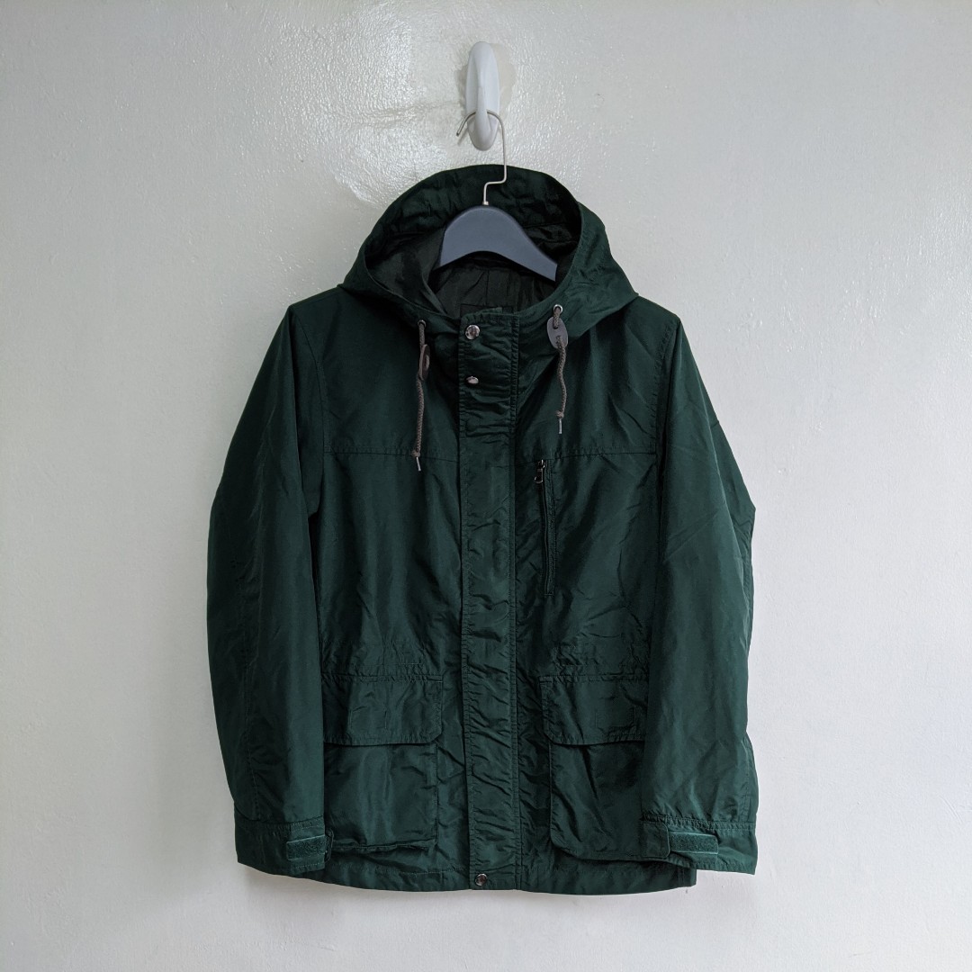 Uniqlo Mountain Parka Jacket Men S Fashion Clothes Outerwear On Carousell
