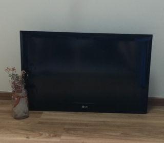 Lg Oled Tv Wall Mount Tvs Entertainment Systems Carousell Singapore