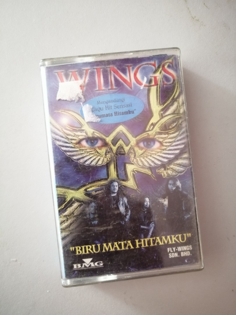 biru mata hitamku album Ella Allan