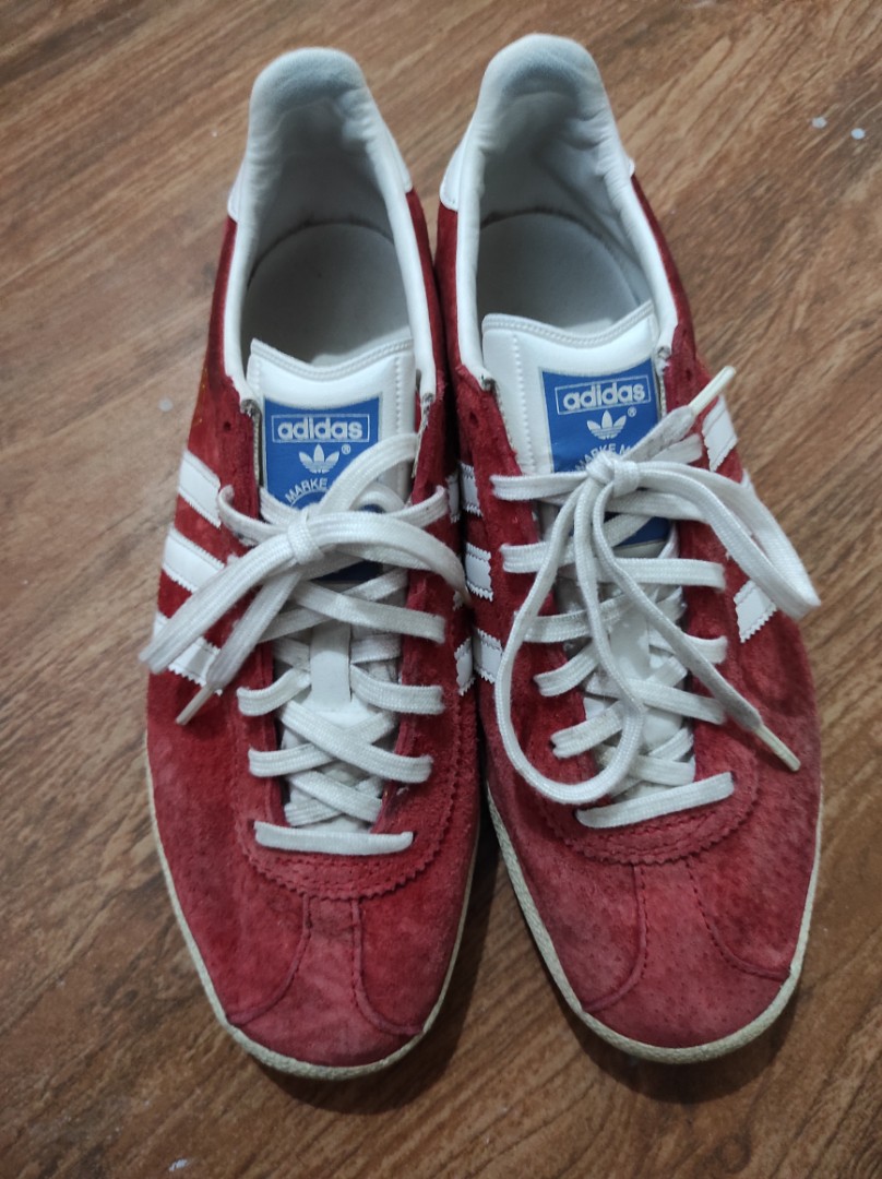 adidas gazelle red