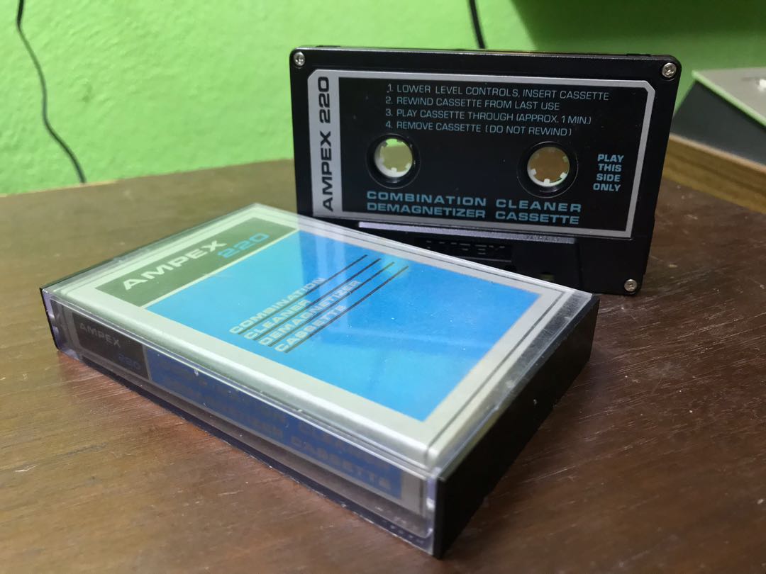 Ampex 220 Cassette Cleaner Audio, Portable Music Players