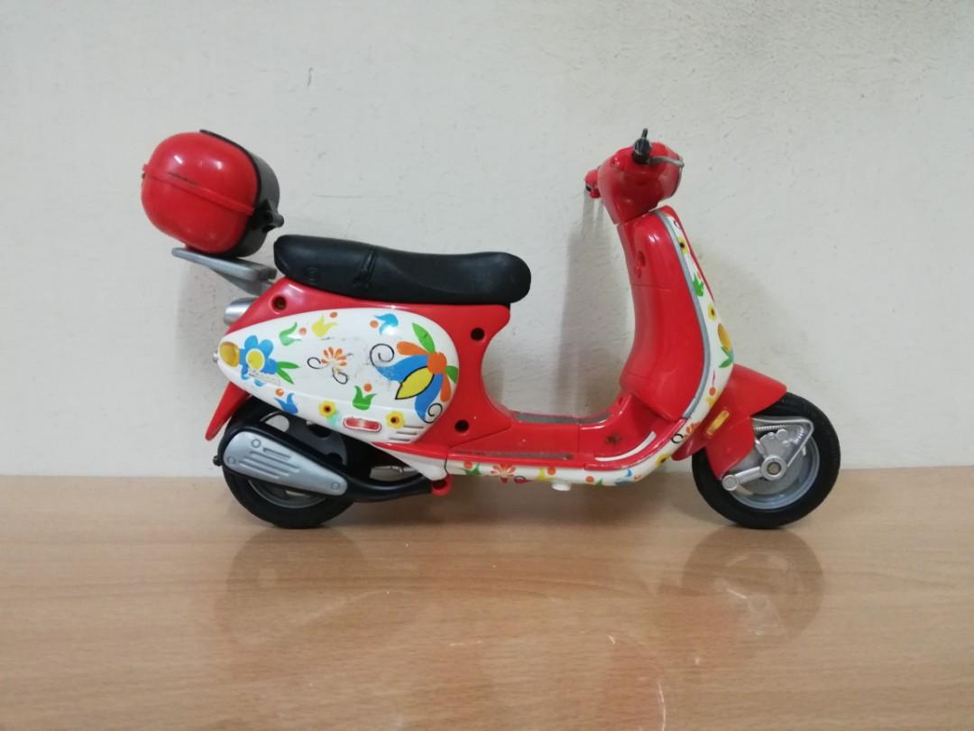 barbie vespa