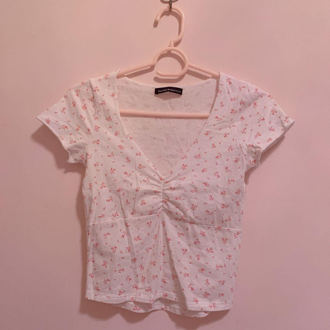 Brandy Melville Gina Pink Floral Top, Women's Fashion, Tops, Shirts on  Carousell