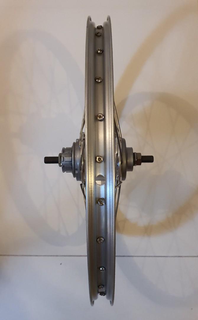 Brompton 6 speed rear wheel with wide range Sturmey Archer hub, Sports