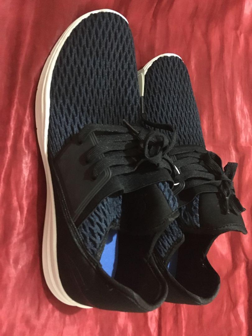 Champion cushion top fit shoes