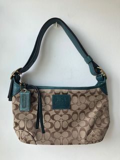 (Category: ) located in . Submitted by thriftingthrough (Listing ID 1028722659, Image 1). Description: .