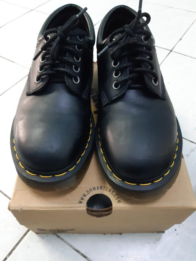 Dr Martens 8053 wintergrip leather casual Men s Fashion Footwear