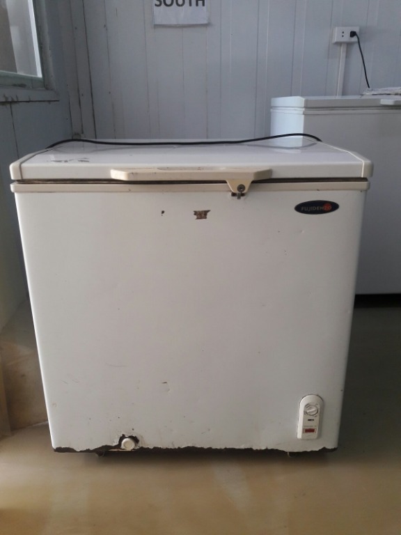 Fujidenzo 6 cu. ft. Dual Function Solid Top Chest Freezer, TV & Home