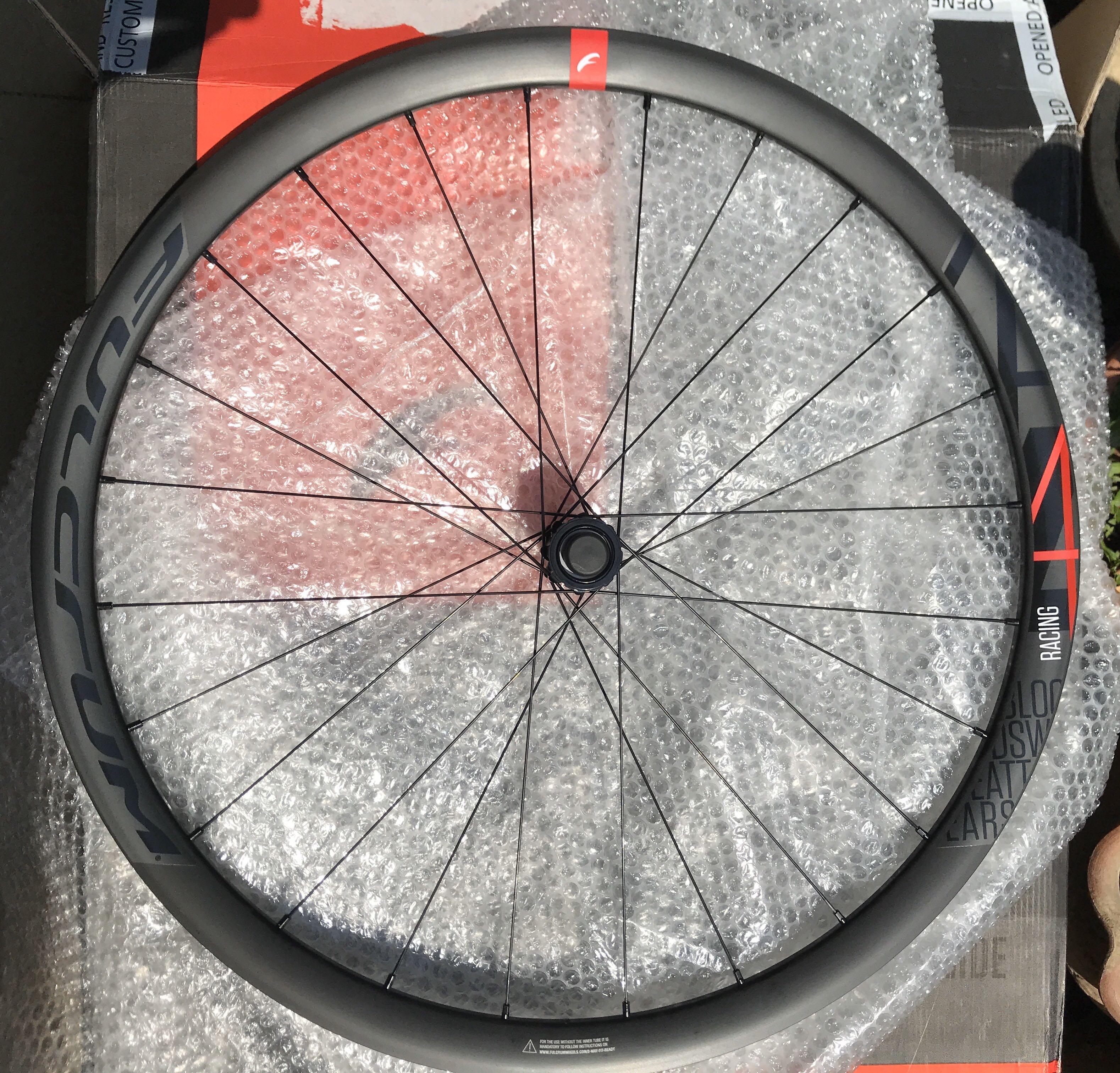 Fulcrum racing best sale 4 db carbon