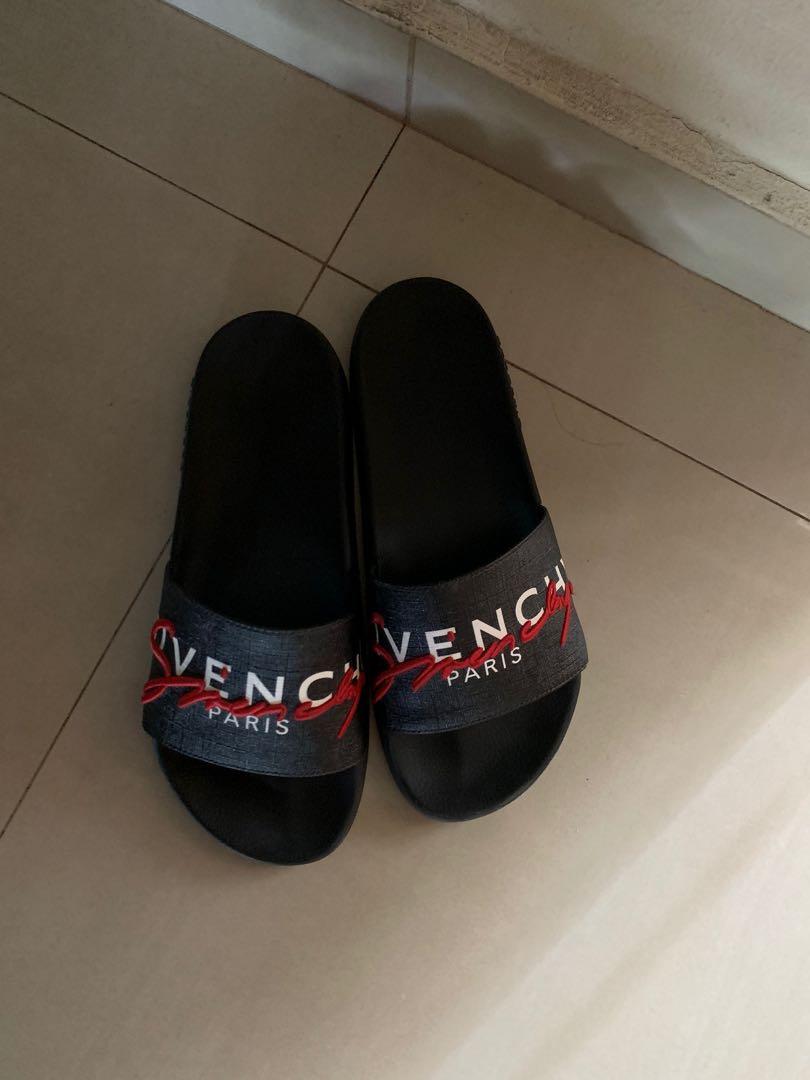 Givenchy signature outlet sliders