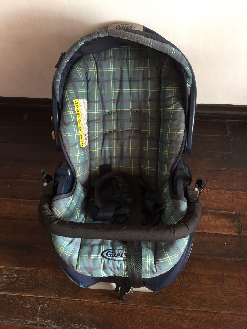 Graco Car Seat and Carrier (Category: Carriers & Slings) located in Manila. Submitted by a_c_s_g (Listing ID 1028744866, Image 3). Description: Graco baby car seat and carrier. As is where is. Still in good condition. Used but not so abused. Seats can be cleaned. #11sweldo.