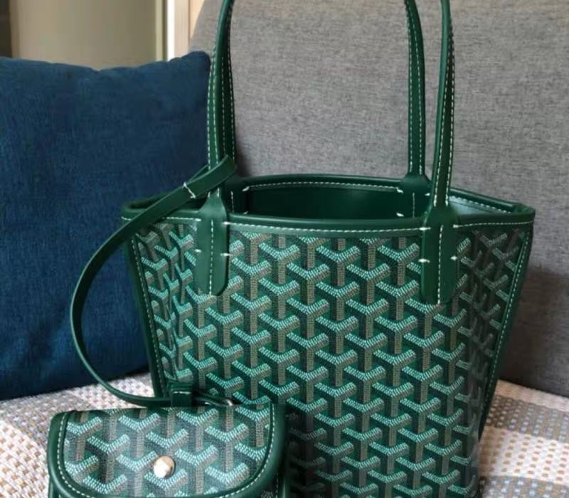 goyard bucket bag green