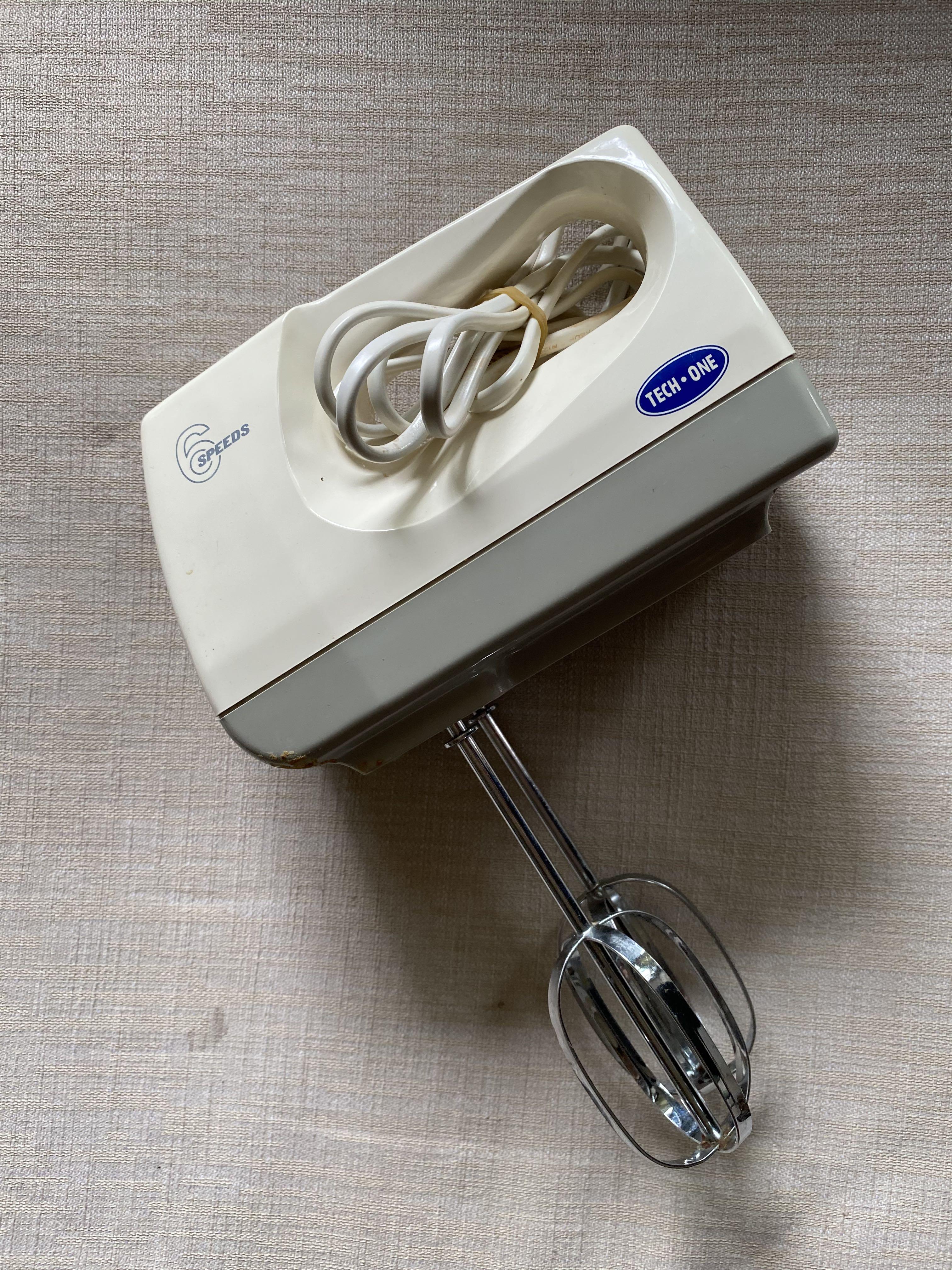 Hand Cake Mixer, Home Appliances, Kitchenware on Carousell