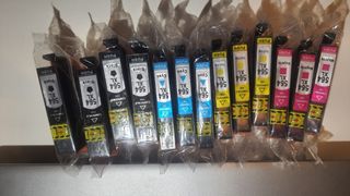 （分類：）位於 。 由 kwoken 提交（商品編號 1028868033，圖片 1）。簡介： 。