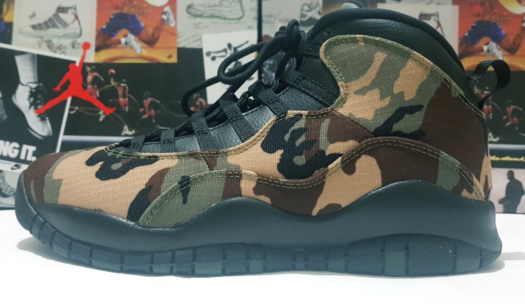 retro 10 camo