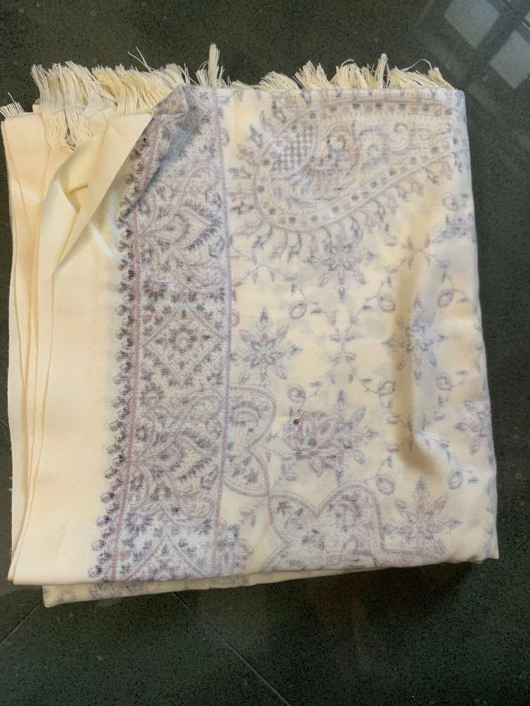 Kain Shawl Rida Kashmiri Deluxe, Men's Fashion, Watches & Accessories ...