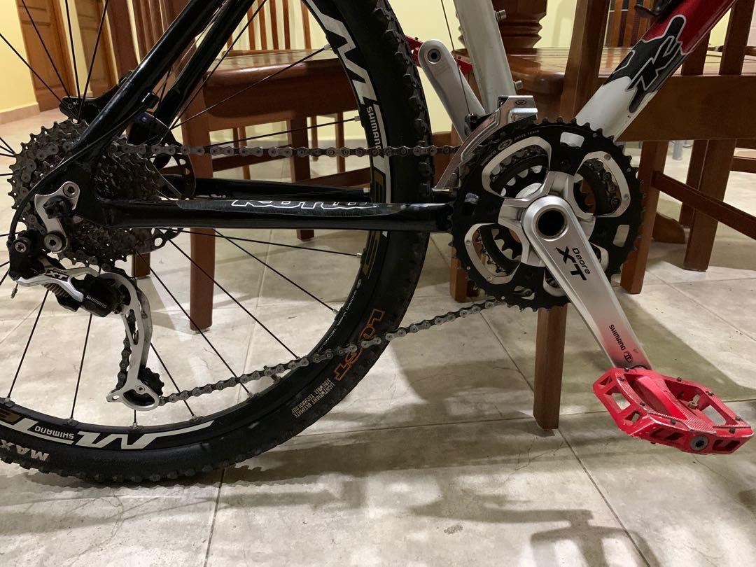 KONA fire mountain with shimano deore XT group set with free bottle