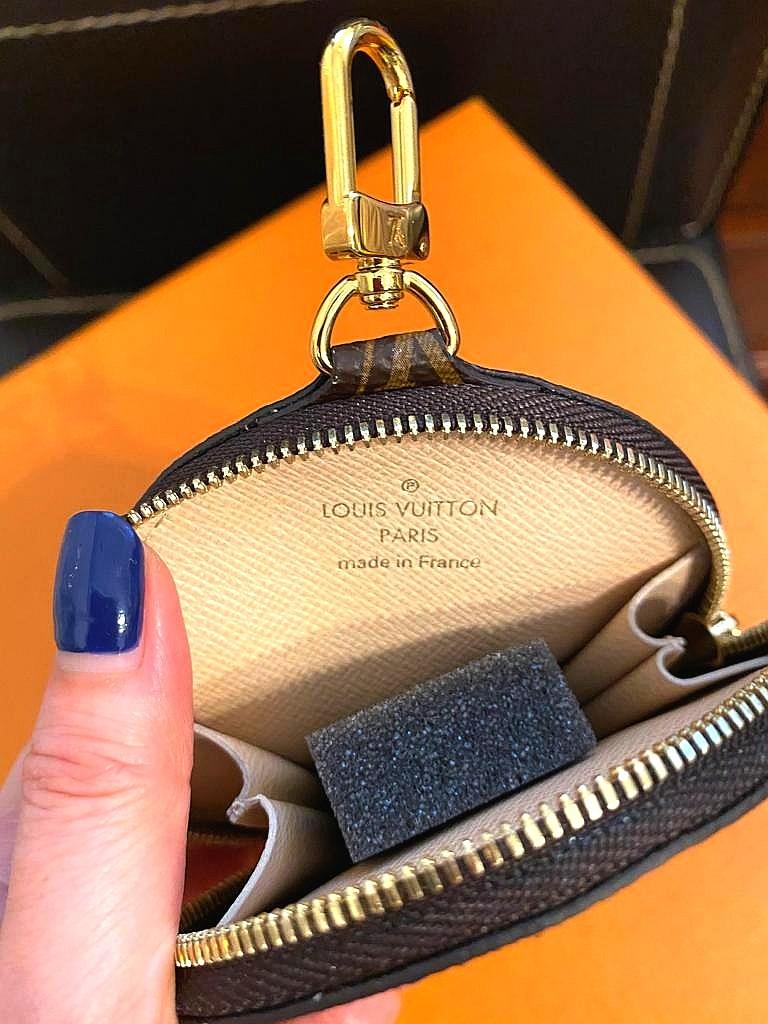 Louis Vuitton Rare Beige x Grey Mini Lin Croisette Round Coin Purse  106lvs428