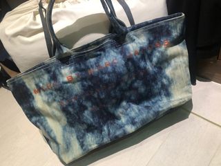（分類：）位於 。 由 jackyltk 提交（商品編號 1028875052，圖片 1）。簡介： 。