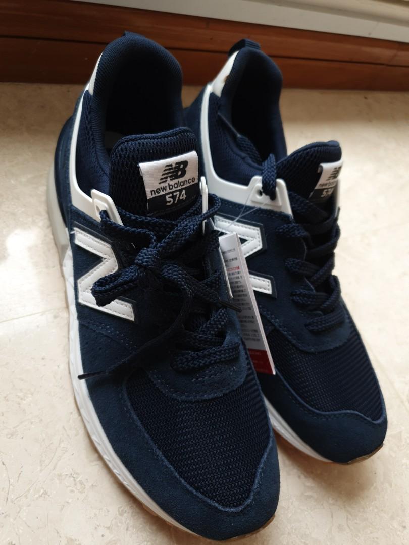 New Balance 574 US 9, Men's Fashion, Footwear, Sneakers on Carousell