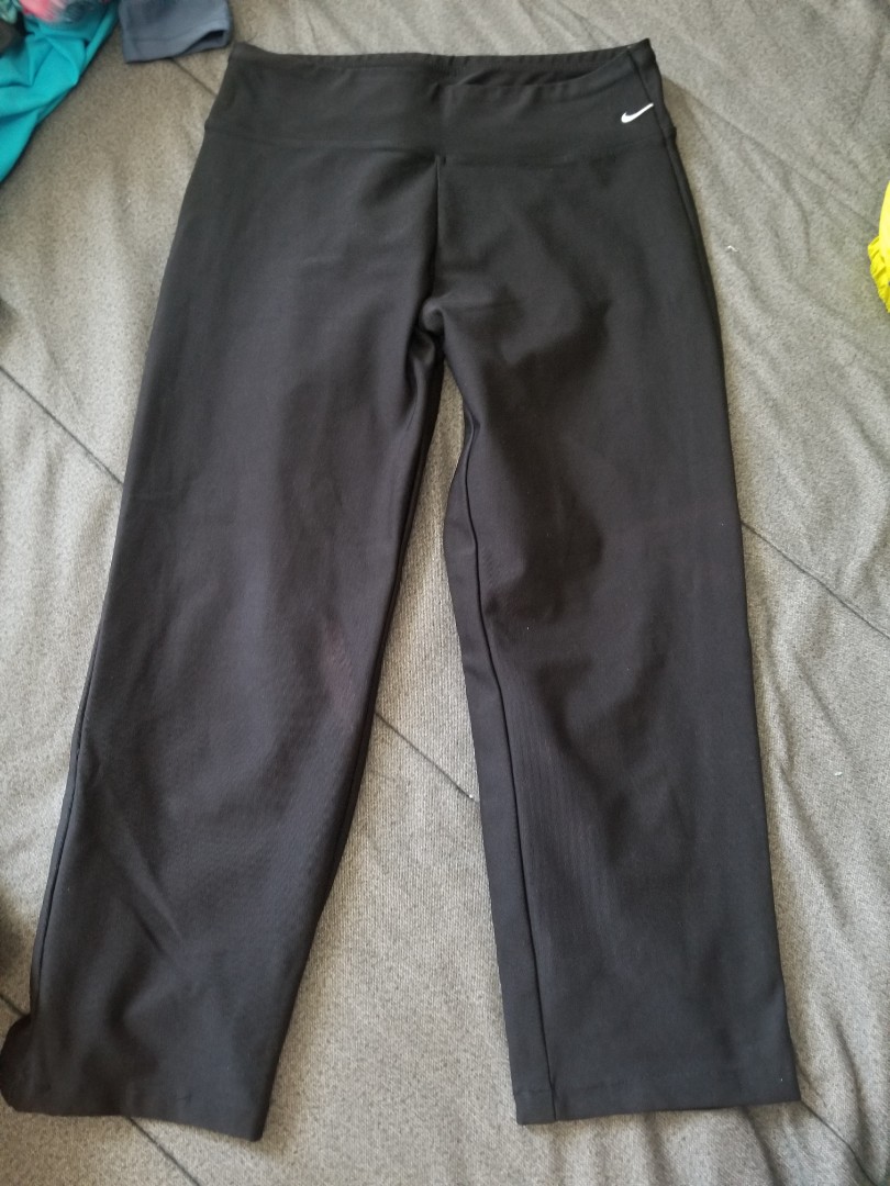 Nike Gym Pants, Men's Fashion, Activewear on Carousell