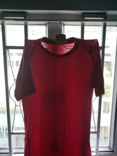 （分類：）位於 。 由 kpop_uniforms_ 提交（商品編號 1028686565，圖片 1）。簡介： 。
