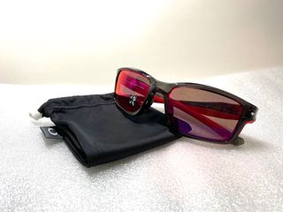 （分類：）位於 。 由 loveoakley 提交（商品編號 1028734295，圖片 1）。簡介： 。