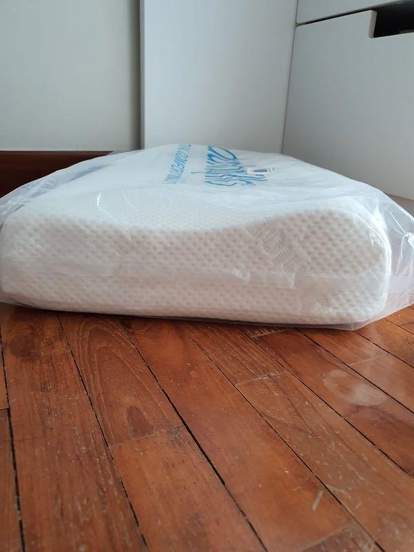 Dunlopillo Natural Latex Airflow PillowSuperior Neck, Furniture & Home