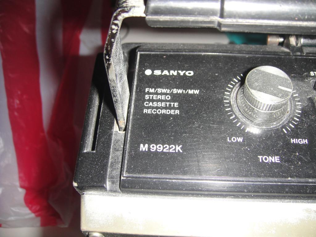 Radio cassette (Category: Portable Music Players) located in Manila. Submitted by maybonifacio (Listing ID 1028760525, Image 2). Description: SANYO M9992K RADIO FM/AM WITH TAPE PLAYER AND RECORDER ASS IS , AM RADIO IS WORKING.