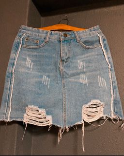(Category: ) located in . Submitted by thelovedcloset (Listing ID 1028868159, Image 1). Description: .