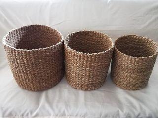 Round Plain Seagrass Baskets