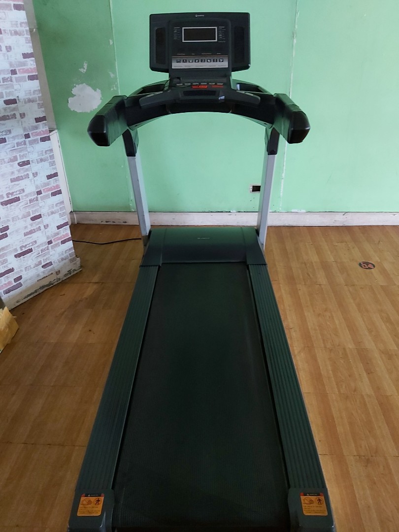 RUSH SALE!!!MT5 MATRIX LIGHT COMMERCIAL MOTORIZED TREADMILL 4.0HP (SOLD