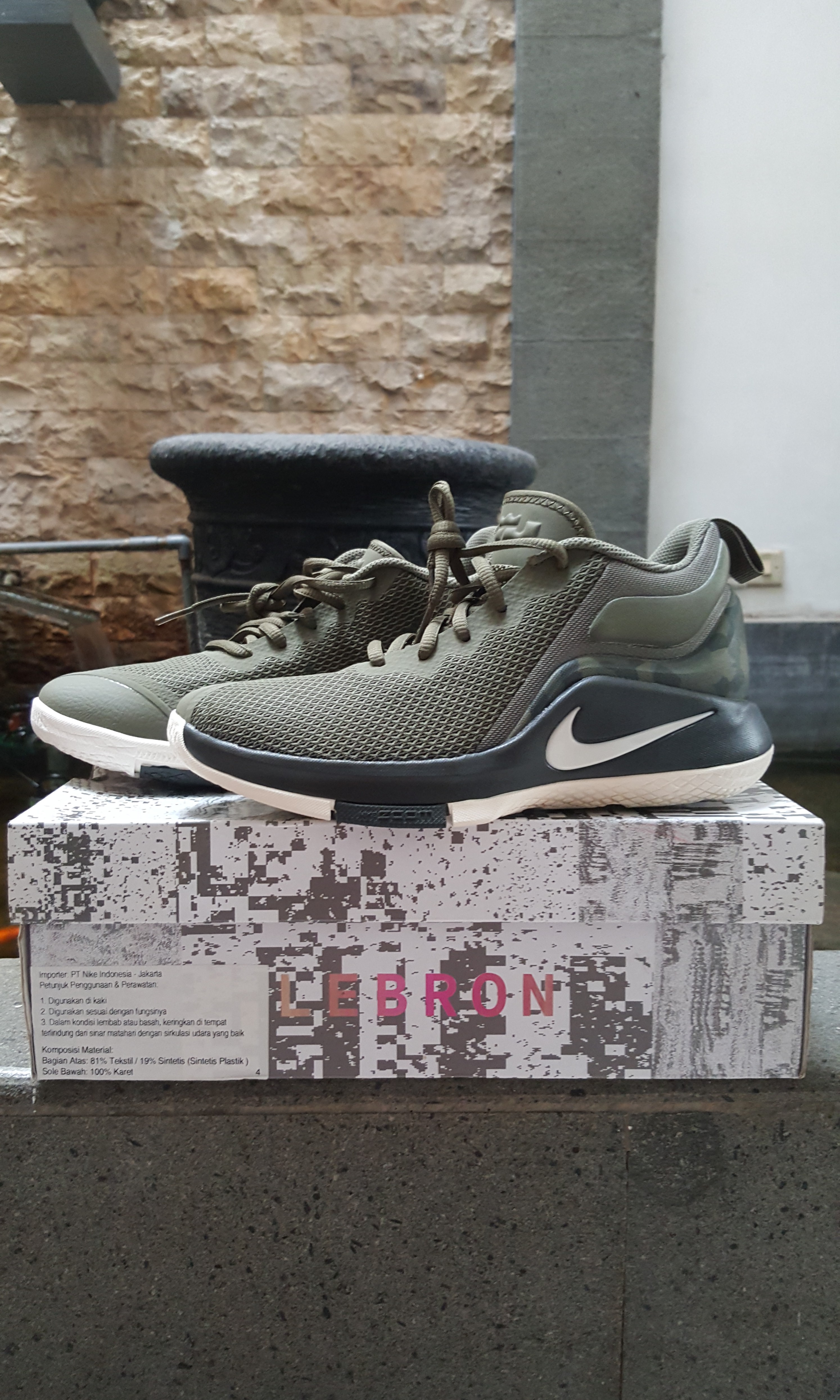 Lebron witness ii gs top