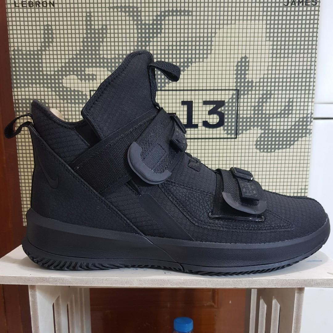 Sepatu Basket Nike Lebron Soldier 13 Original Triple Black Olah Raga Perlengkapan Olahraga Lainnya Di Carousell