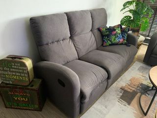 (Category: ) located in . Submitted by ridya (Listing ID 1028739316, Image 1). Description: .