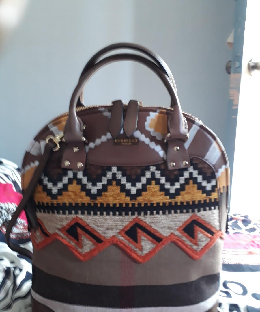 SUPER REDUCED PRICE PRELOVED BURBERRY PRORSUM HANDPAINTED BAG Women s Fashion Bags Wallets Purses Pouches on Carousell