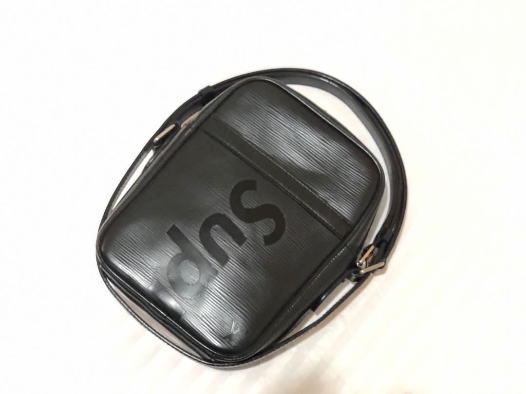 LOUIS VUITTON Epi Danube Supreme Silver Buckle Shoulder Bag Black – Brand  Off Hong Kong Online Store