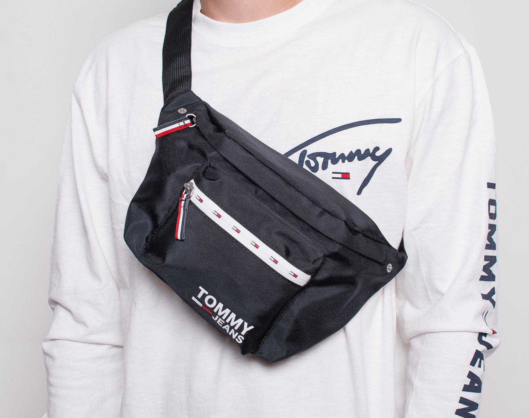 tommy jeans fanny pack