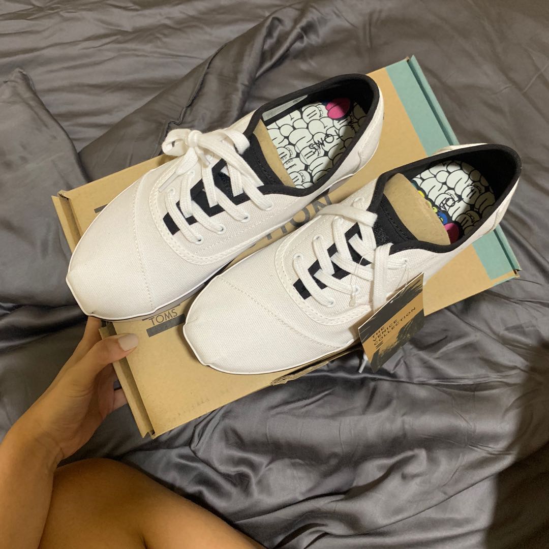 toms shoes wholesale distribution