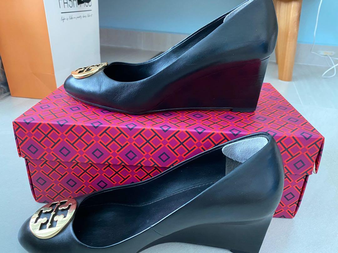 Tory Burch Alice 65MM Wedge Black 30443, Women's Fashion, Footwear, Heels  on Carousell