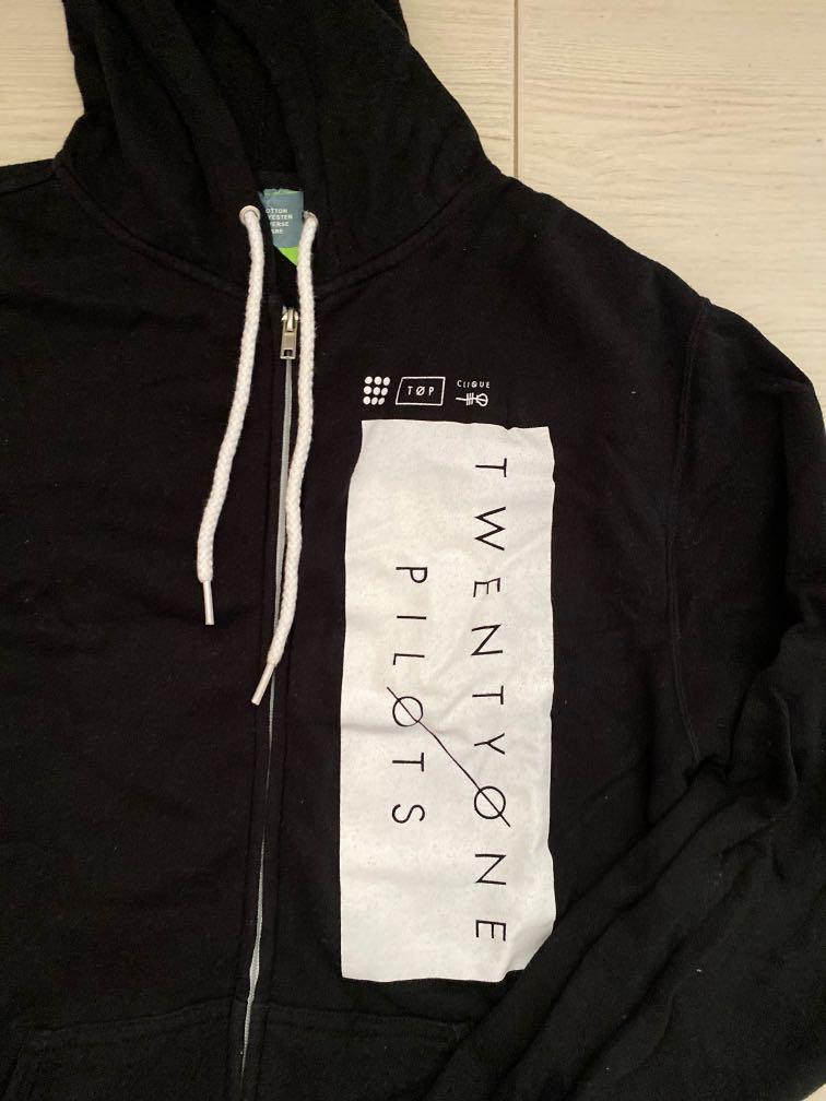 Twenty one pilots skeleton hoodie uk store