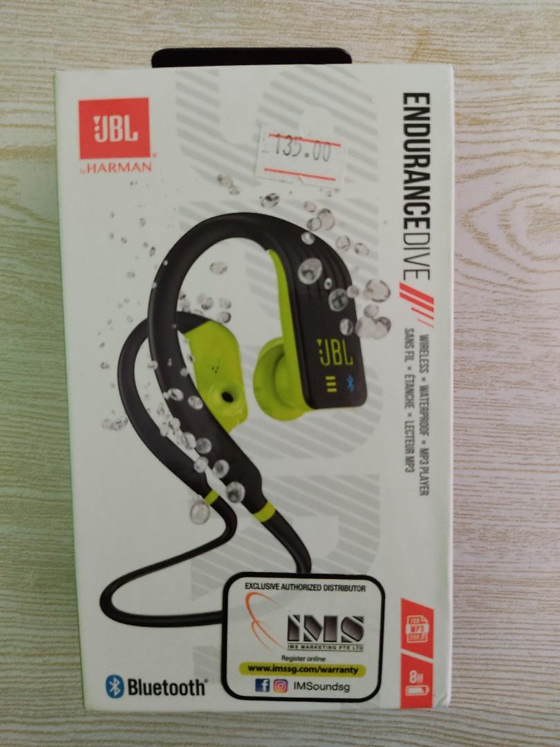 jbl endurance dive red