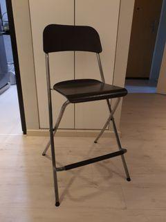 (Very New!!)High Bar stool 9.9/10