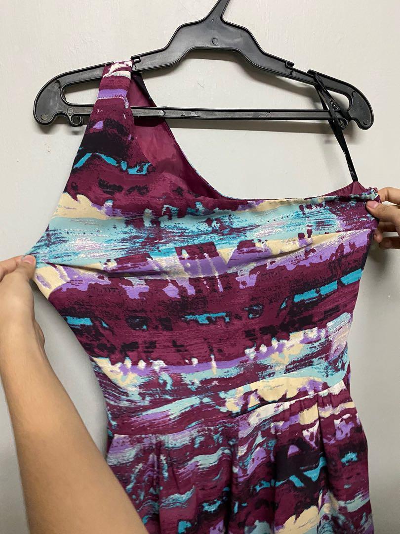 Violet Romper (Category: Dresses) located in Manila. Submitted by declutterxmicha (Listing ID 1028832125, Image 2). Description: barely used.