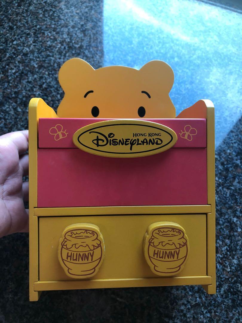 Hong Kong Disneyland Winnie the pooh Wooden Box 木盒, 傢俬＆家居, 其他 Carousell