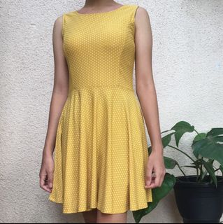 (Category: ) located in . Submitted by declutterai (Listing ID 1022983752, Image 1). Description: .