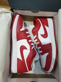 (Category: ) located in . Submitted by sneakersgrip (Listing ID 1029104596, Image 1). Description: .