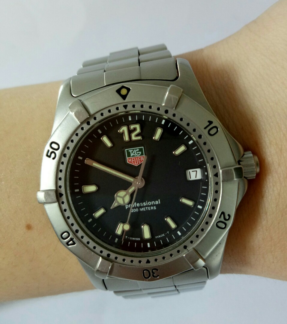 Auth Tag Heuer 2000 Series WK1110 200M Classic Men s Watch